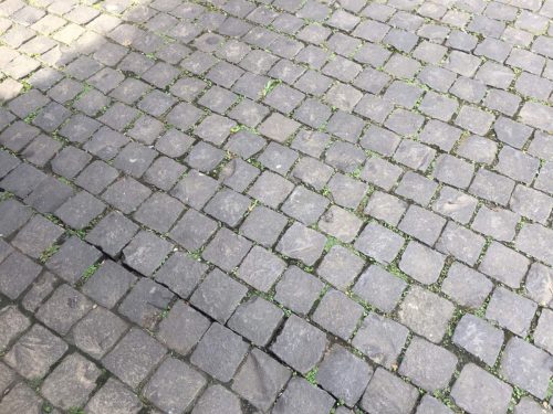 hsn-basalt-cobblestone-exterior-detail