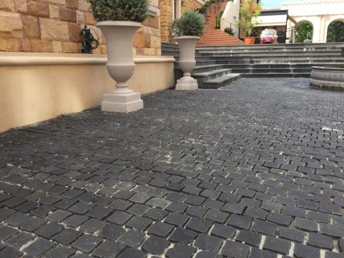 hsn-basalt-cobblestone-exterior-plaza-detail