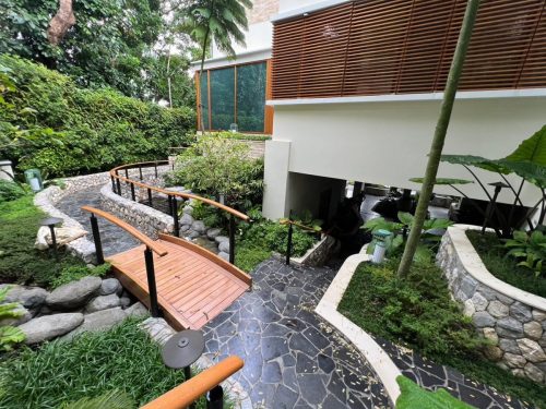 hsn-bluestone-vibrated-flagstone-garden-paving-overview-side