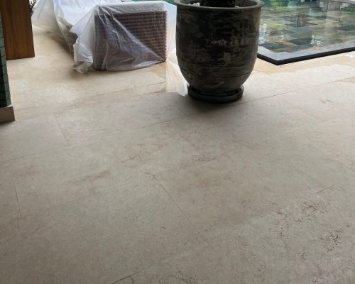 hsn-ceara-limestone-honed-interior-floor-installed-above