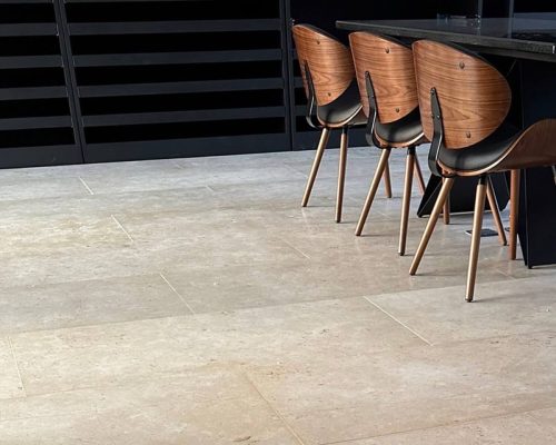 hsn-ceara-limestone-honed-interior-floor-installed-side