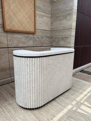 hsn-medusa-honed-filled-interior-wall-flooring-desk