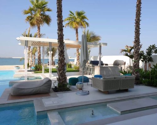 hsn-royal-white-luxury-pool-installation-dubai-side