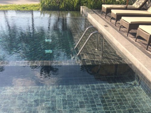 hsn-silver-grey-honed-brush-elegant-water-feature