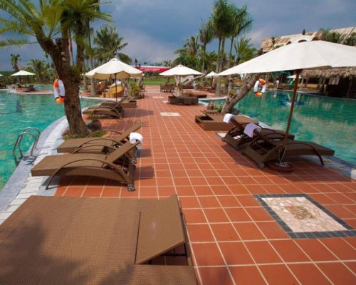 hsn-terracotta-poolside-tiles-resort-style (1)